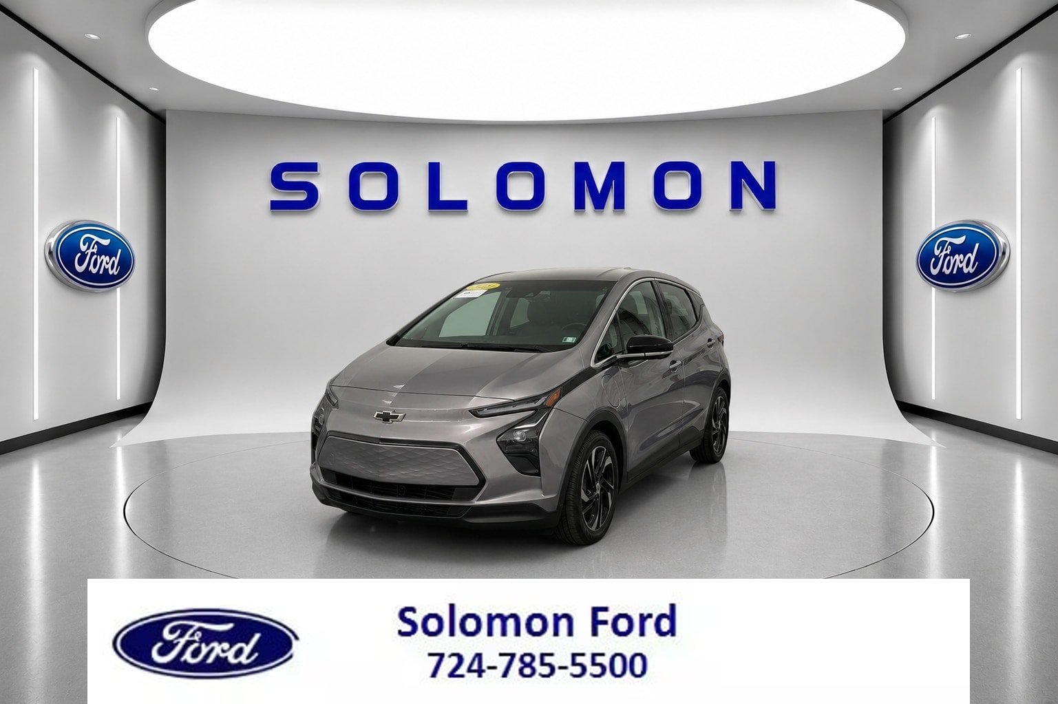 Used 2023 Chevrolet Bolt LT w/ Infotainment Package FWD image 1