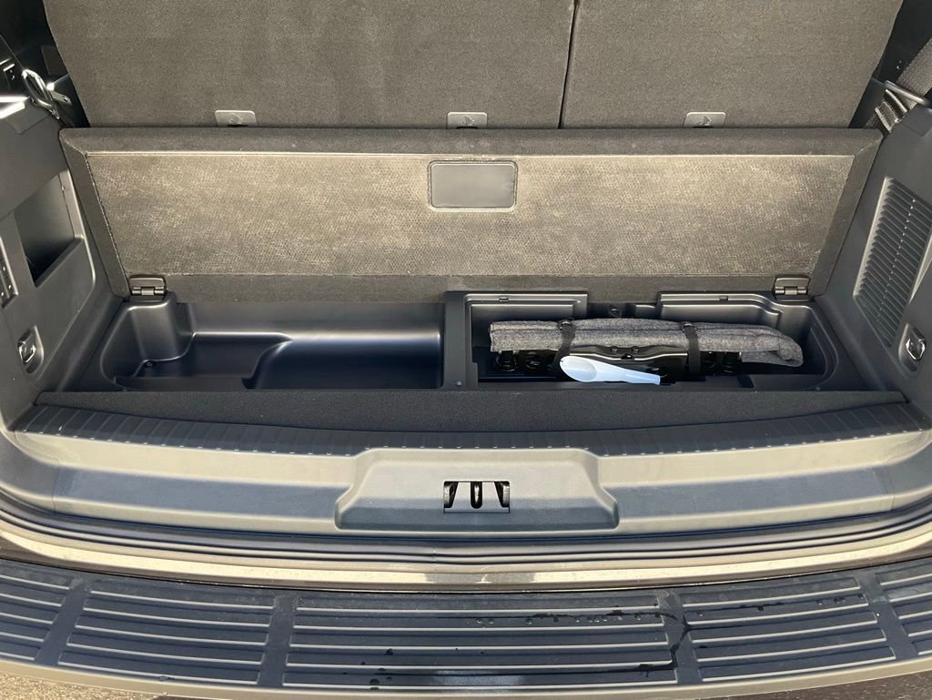 Certified 2024 Ford Expedition Limited image 28