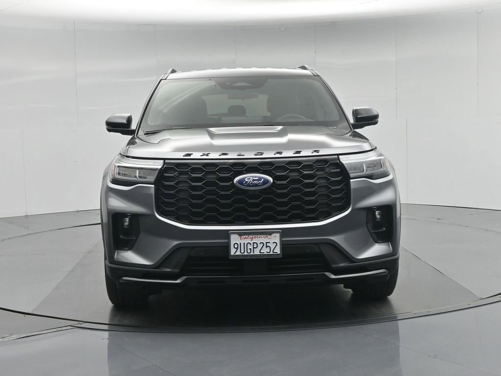 Certified 2025 Ford Explorer ST-Line RWD image 30