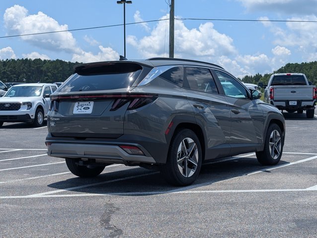 Used 2025 Hyundai Tucson SEL FWD image 5