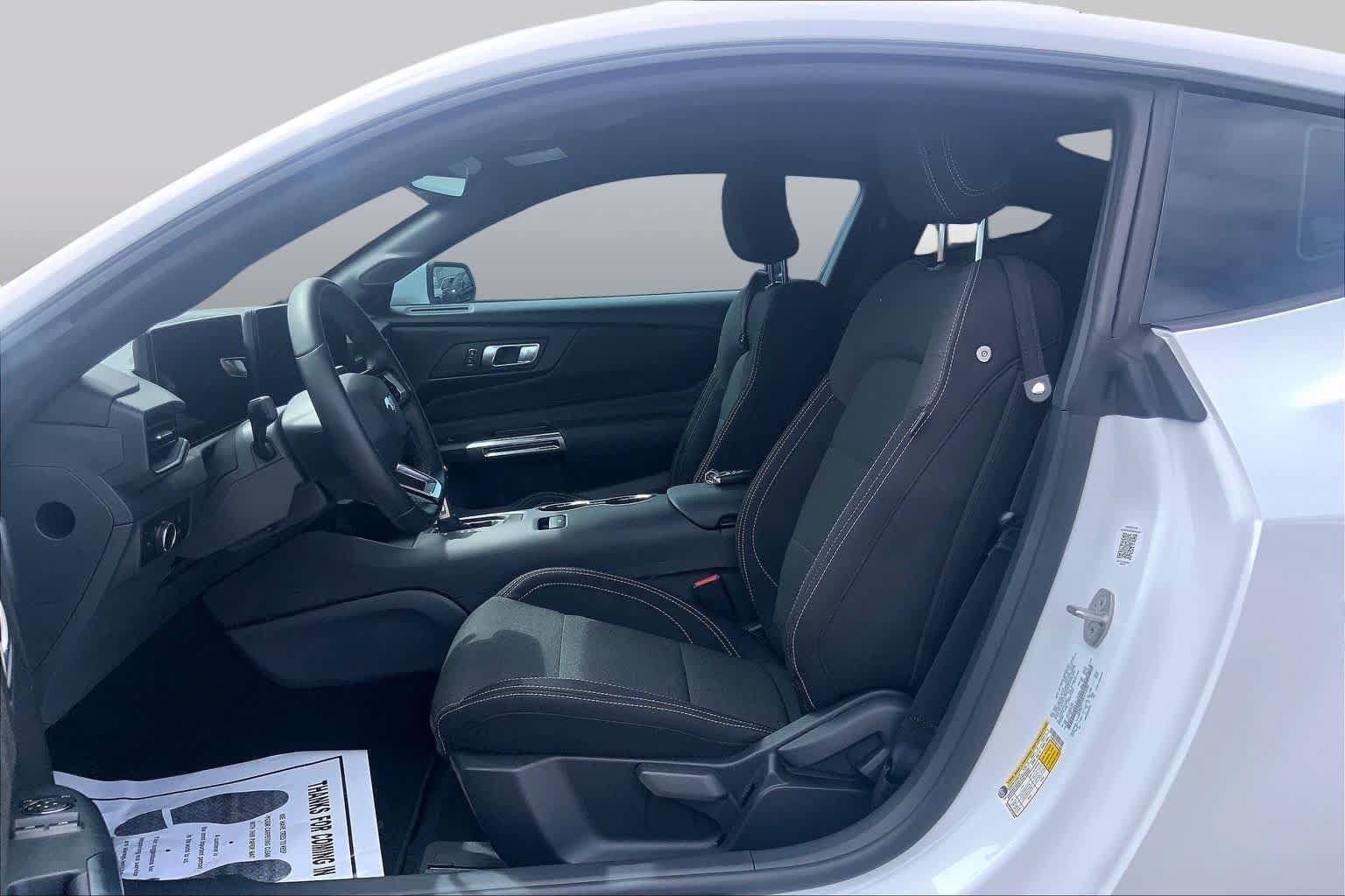Certified 2025 Ford Mustang Coupe RWD image 8