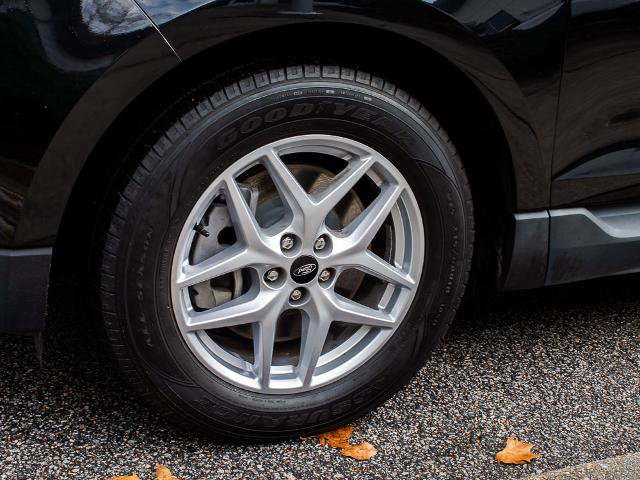 Certified 2024 Ford Edge SEL image 5