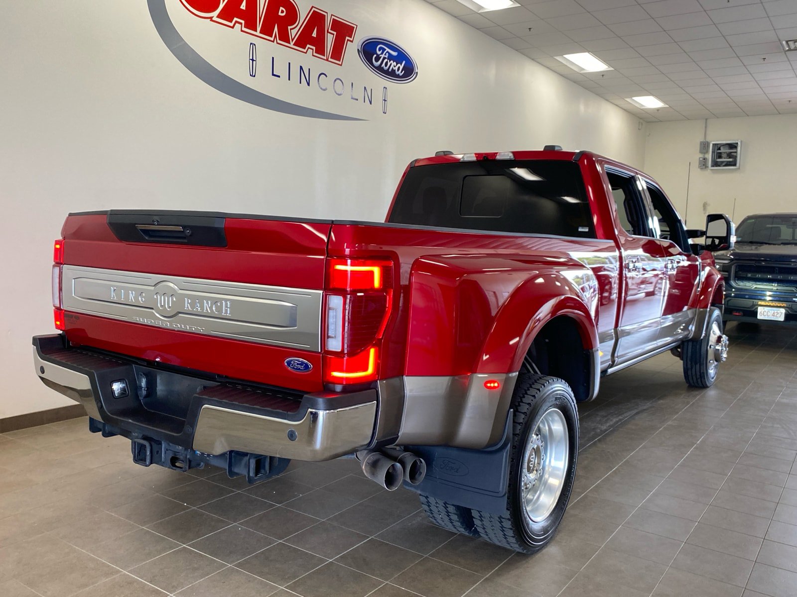 Certified 2022 Ford F450 King Ranch w/ King Ranch Ultimate Package AWD/4WD image 7