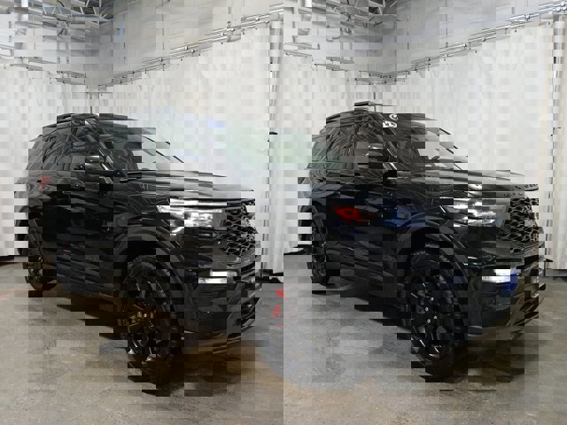 Certified 2022 Ford Explorer ST w/ Equipment Group 401A image 2