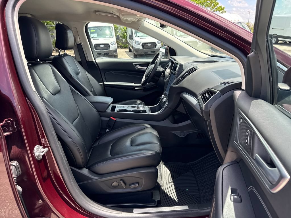Certified 2021 Ford Edge Titanium FWD image 26