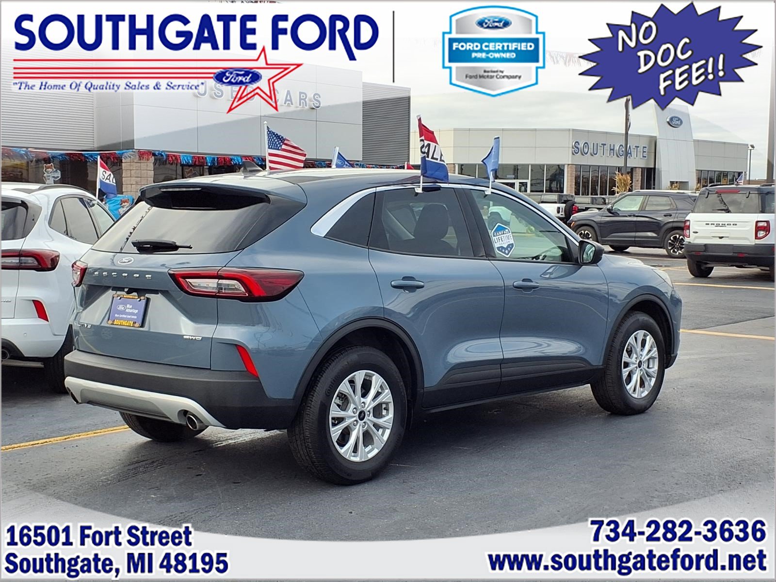 Certified 2024 Ford Escape Active AWD/4WD image 2