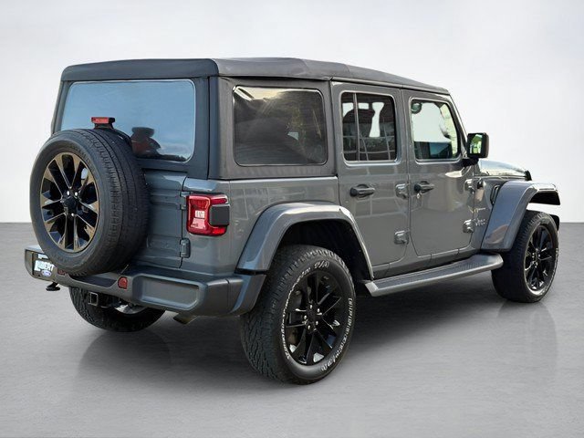 Used 2021 Jeep Wrangler Unlimited Sahara w/ Cold Weather Group AWD/4WD image 3
