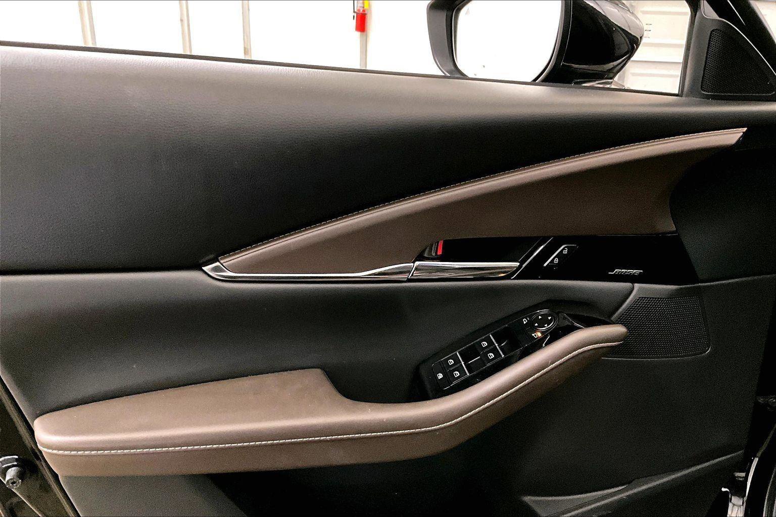 Used 2025 MAZDA CX-30 AWD 2.5 S w/ Premium Package image 22