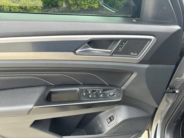 Used 2020 Volkswagen Atlas Cross Sport SEL Premium R-Line AWD/4WD image 16