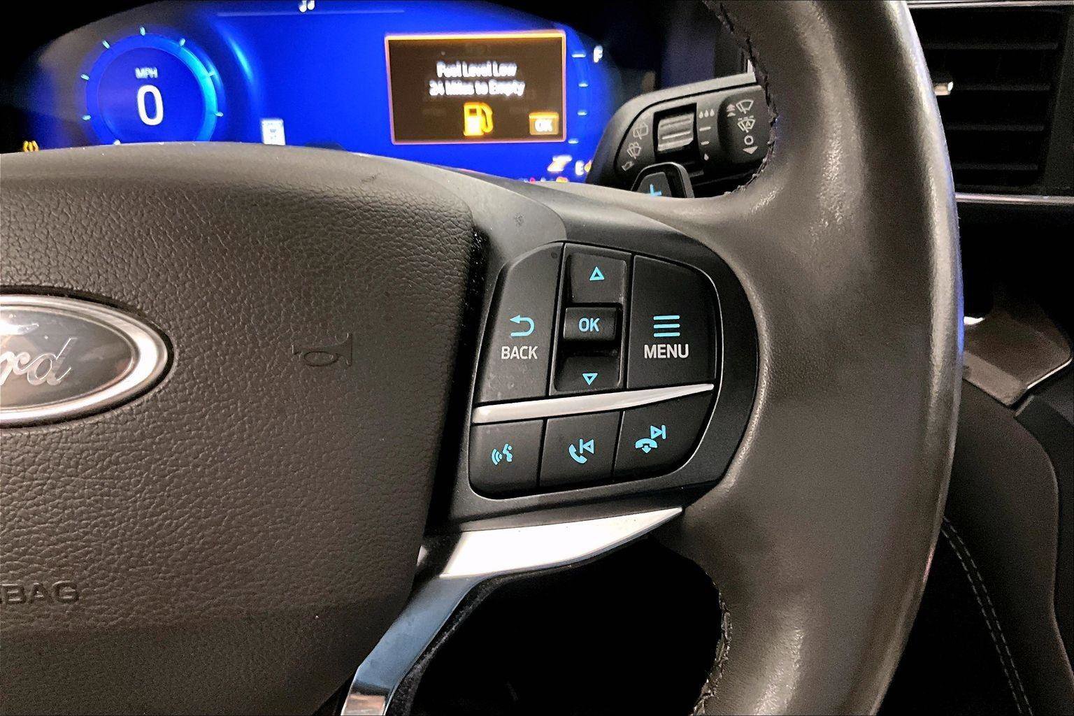 Certified 2020 Ford Explorer Platinum w/ Premium Technology Package image 18