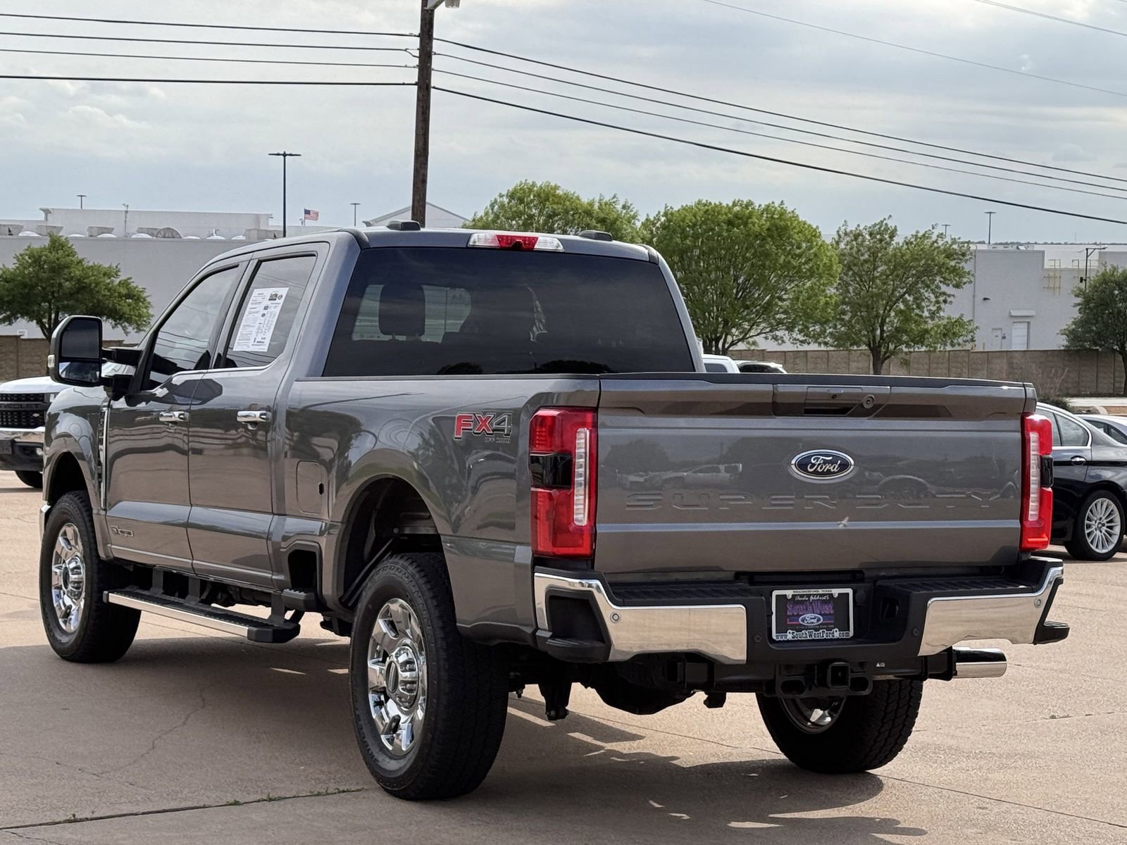 Certified 2025 Ford F250 Lariat w/ Chrome Package image 3