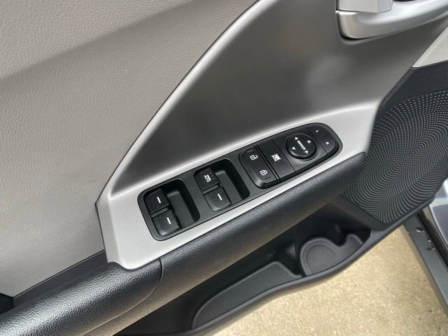 Used 2018 Kia Niro LX FWD image 15