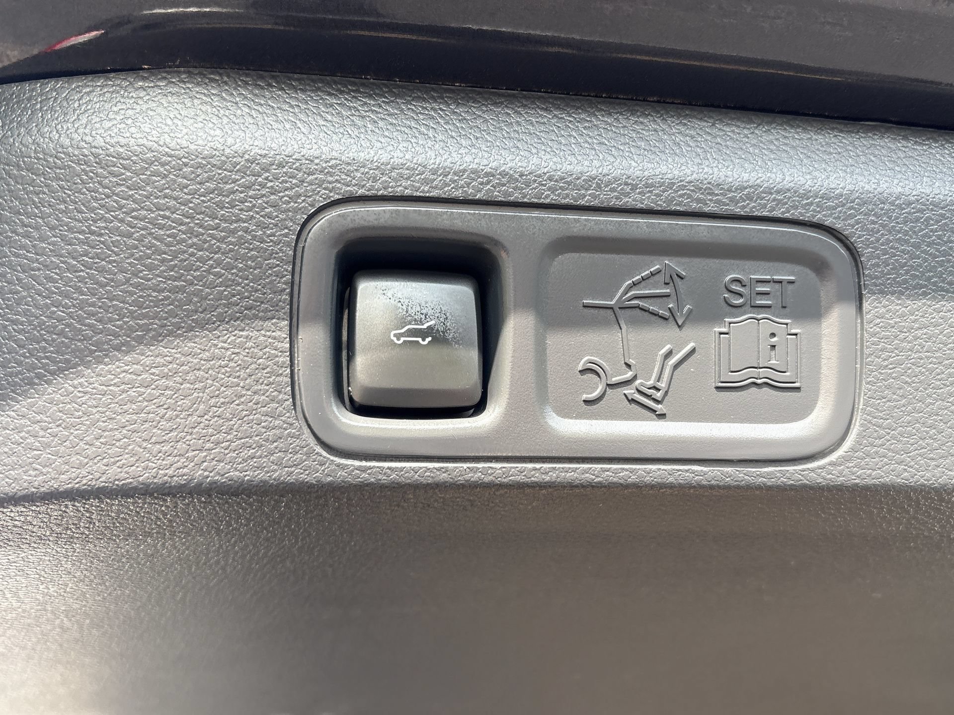 Certified 2024 Ford Expedition Platinum RWD image 26
