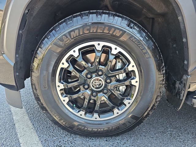 Used 2024 Toyota Sequoia SR5 w/ SR5 Premium Package AWD/4WD image 36