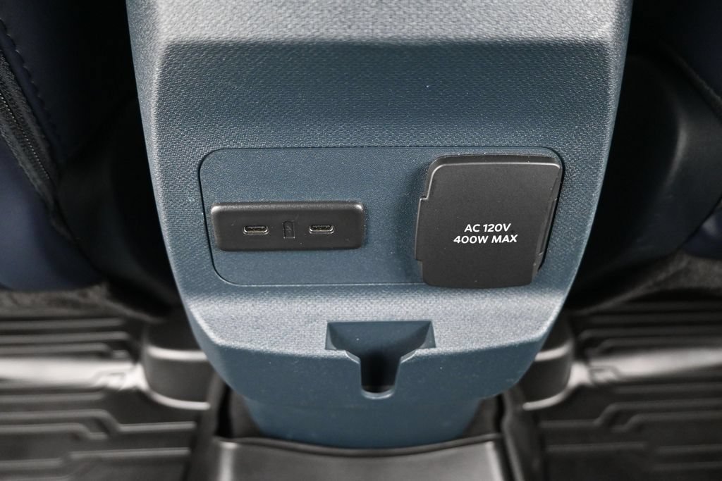 Certified 2025 Ford Maverick Lariat AWD/4WD image 30