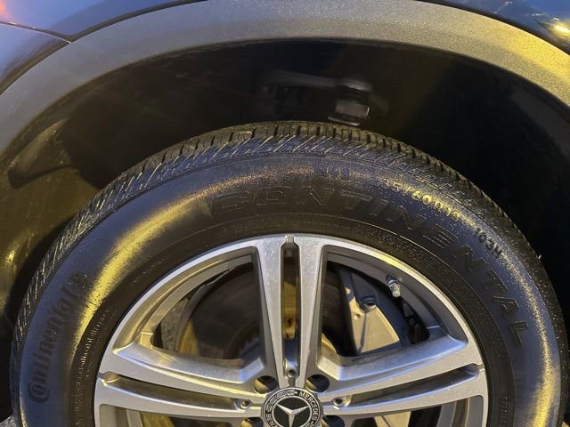 Used 2021 Mercedes-Benz GLC 300 4MATIC image 15