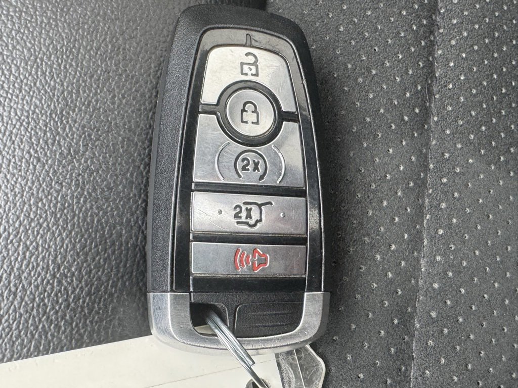 Certified 2024 Ford Edge ST-Line image 36