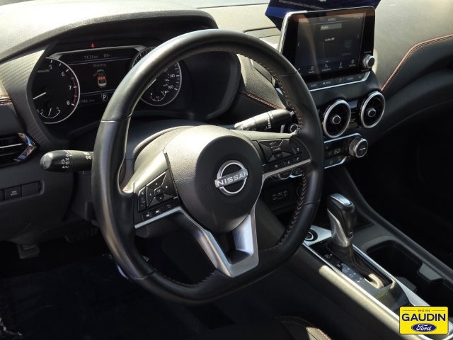 Used 2025 Nissan Sentra SR FWD image 19