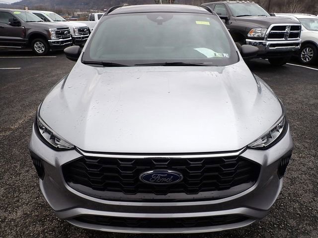 Certified 2024 Ford Escape ST-Line w/ Tech Pack #1 image 9