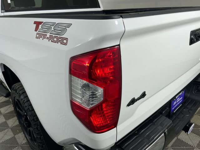 Used 2020 Toyota Tundra SR5 w/ SR5 Upgrade Package AWD/4WD image 18