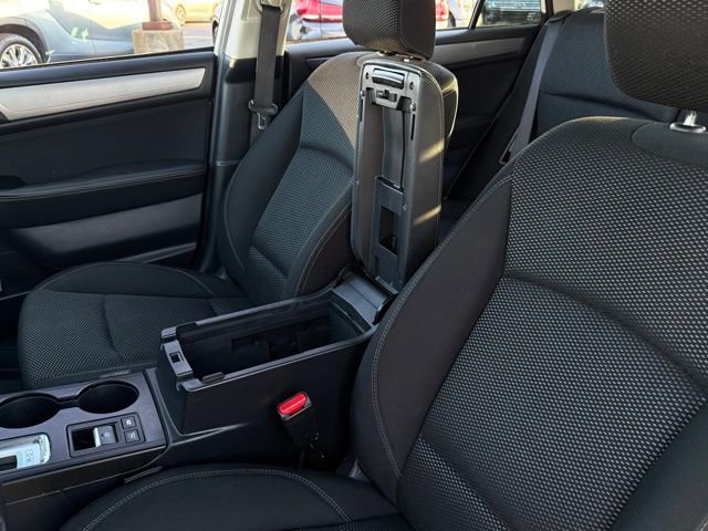 Used 2019 Subaru Outback 2.5i Premium image 27