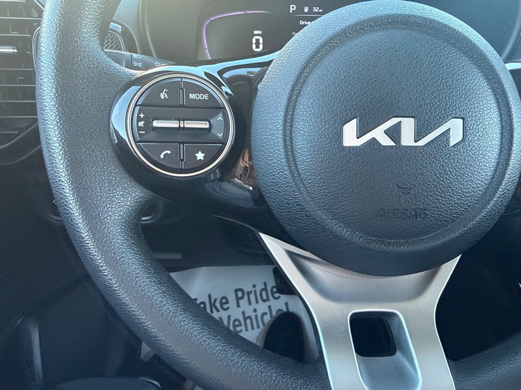 Used 2023 Kia Soul S FWD image 28