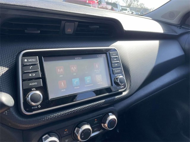 Used 2021 Nissan Kicks S image 20