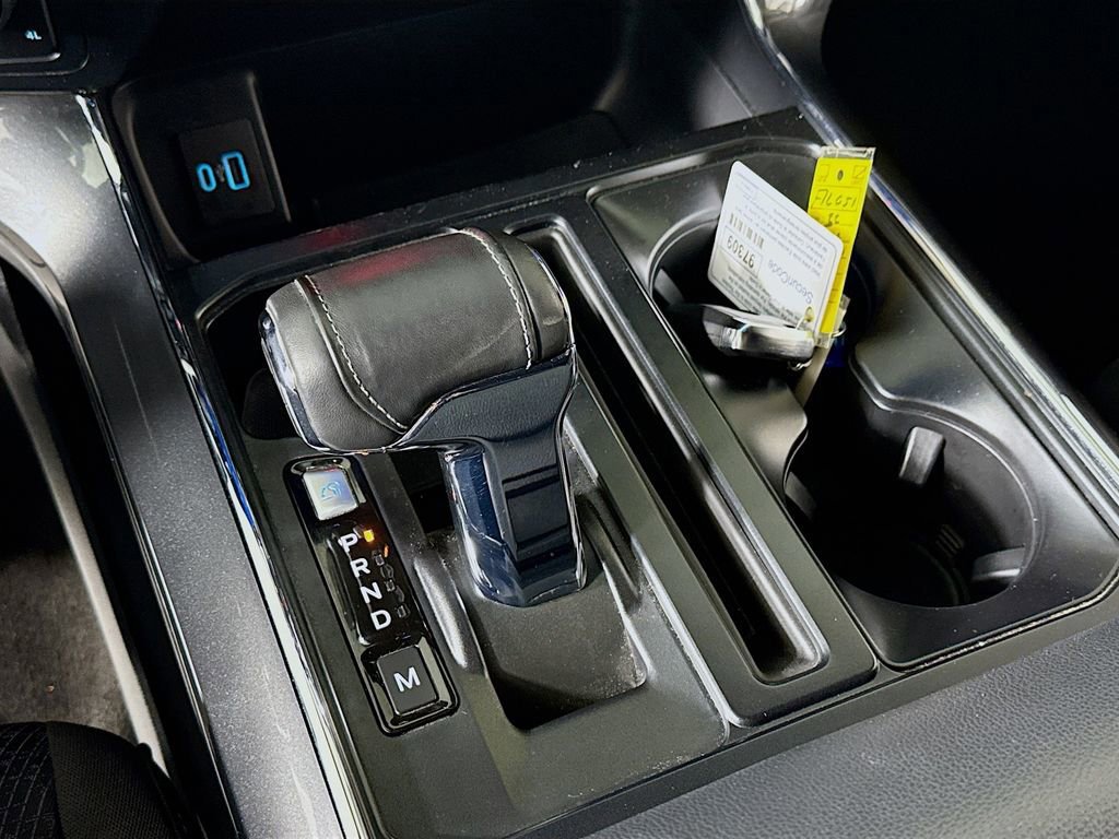 Certified 2022 Ford F150 XLT w/ Equipment Group 302A High image 20