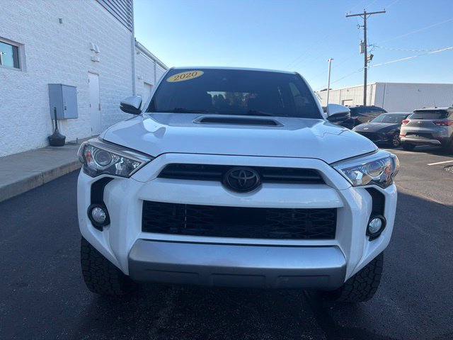 Used 2020 Toyota 4Runner TRD Off-Road Premium w/ Moonroof Package AWD/4WD image 2