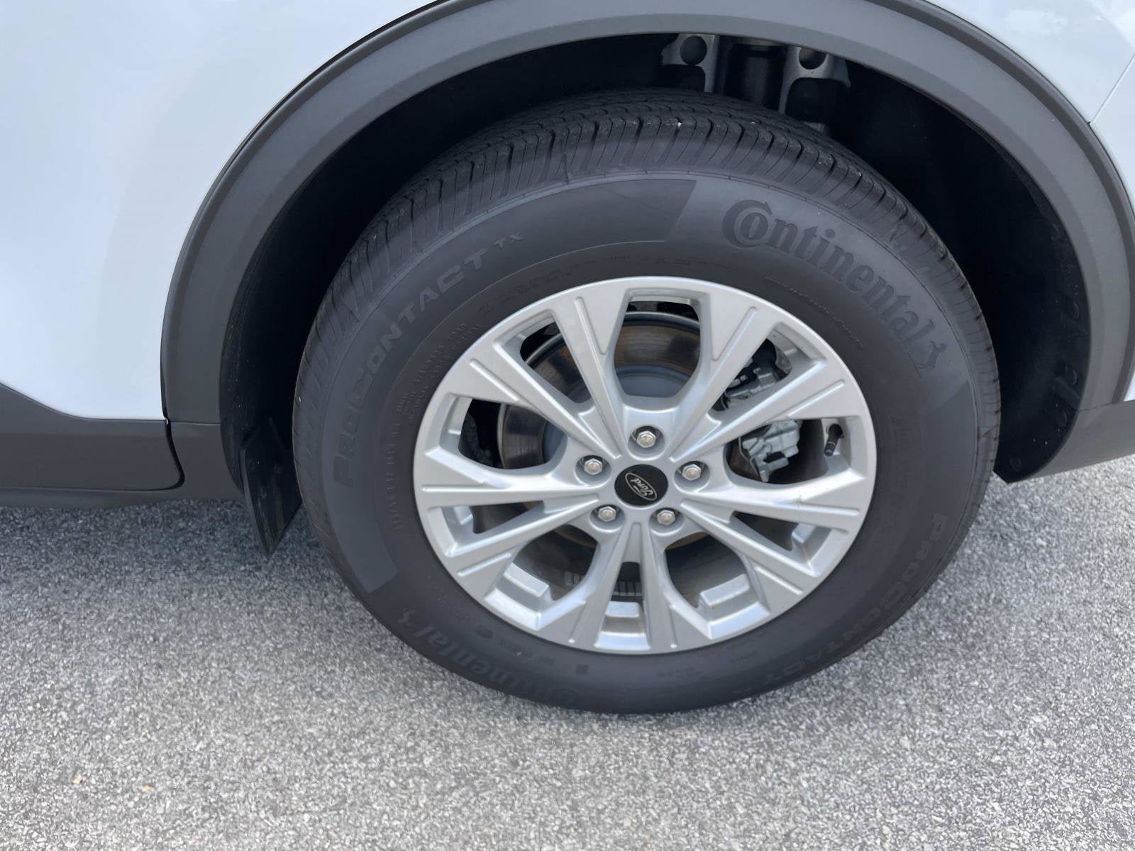 Certified 2025 Ford Escape Active w/ Tech Pack #1 FWD image 11
