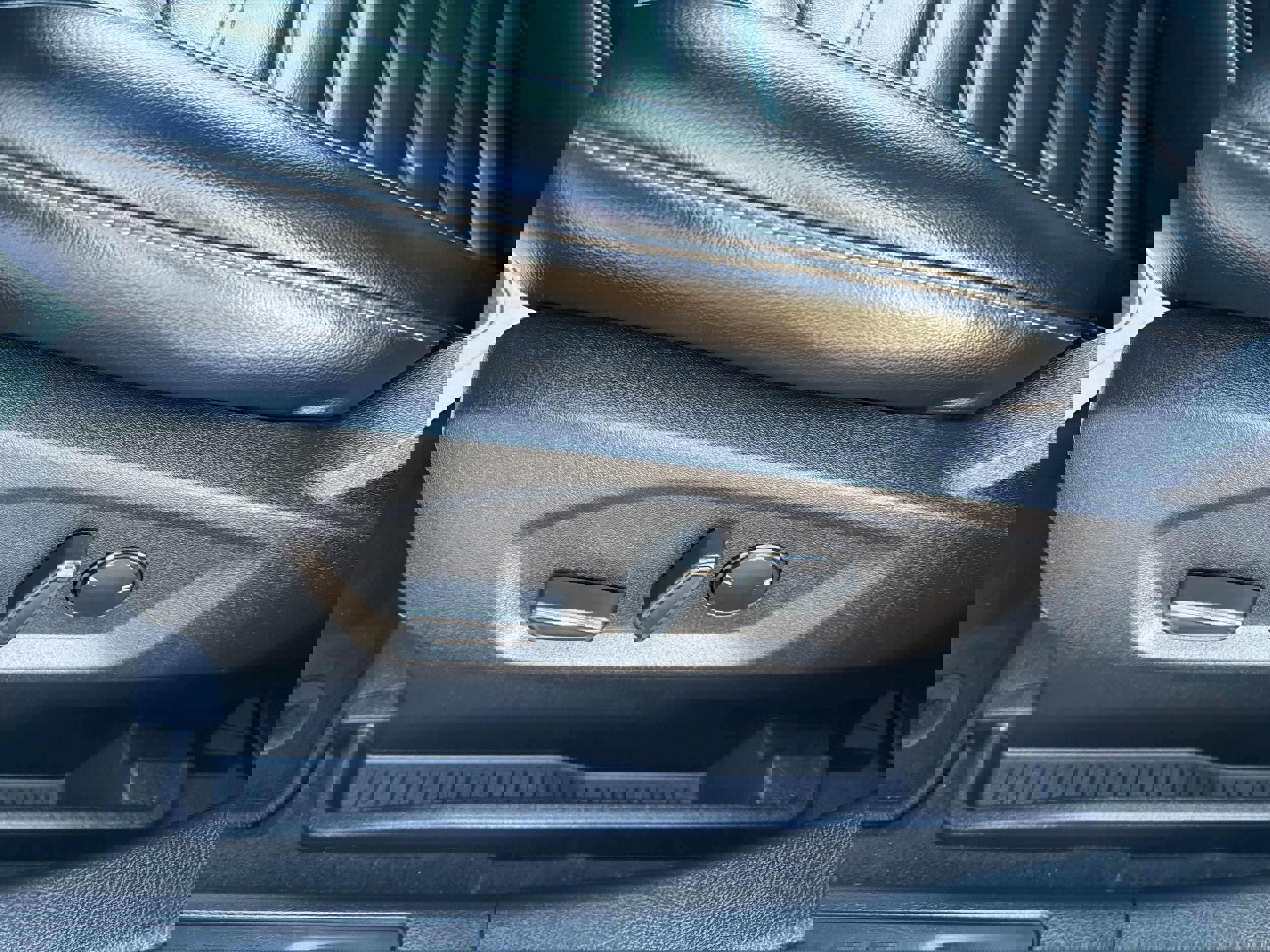 Certified 2024 Ford Edge SEL image 13