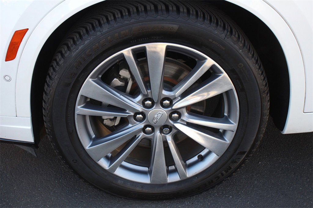 Used 2020 Cadillac XT6 Premium Luxury image 30