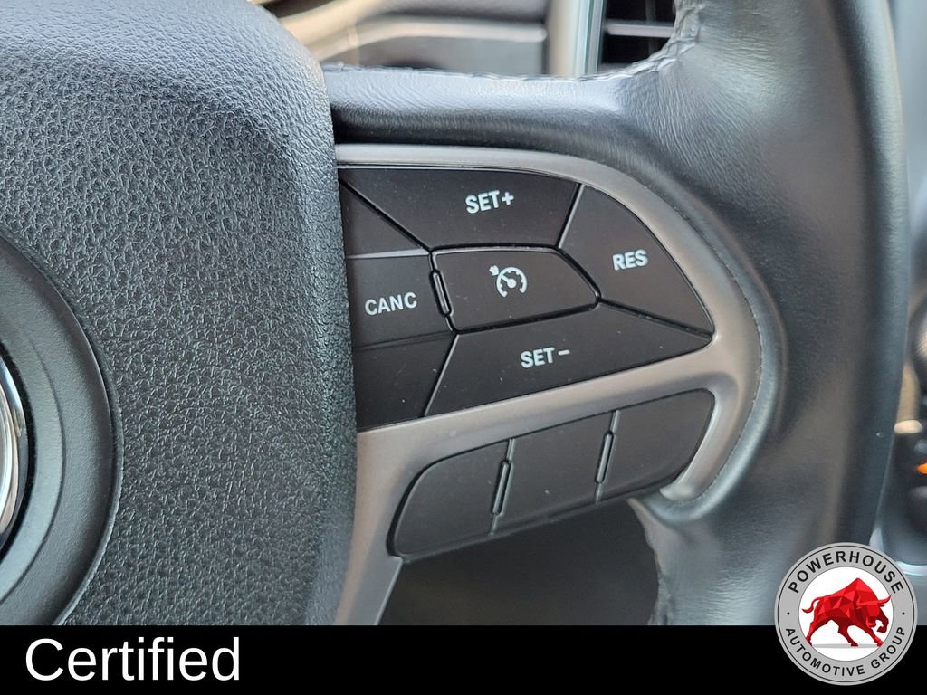 Used 2018 Jeep Grand Cherokee Laredo RWD image 29
