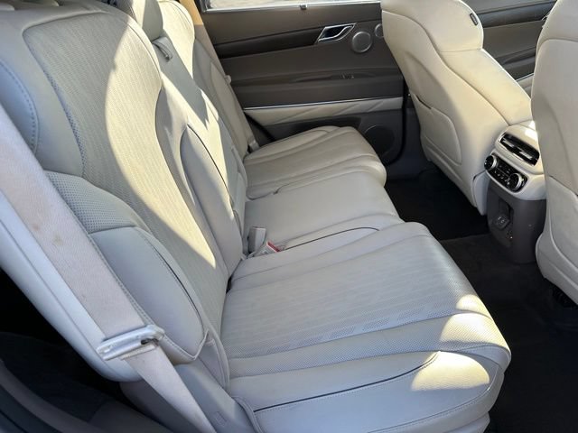 Used 2023 Genesis GV80 2.5T w/ Prestige 20" Package AWD/4WD image 13