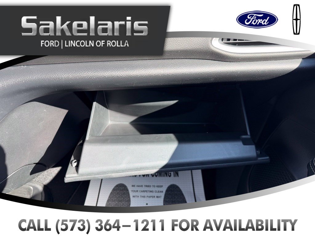 Used 2025 Chrysler Pacifica Select FWD image 31
