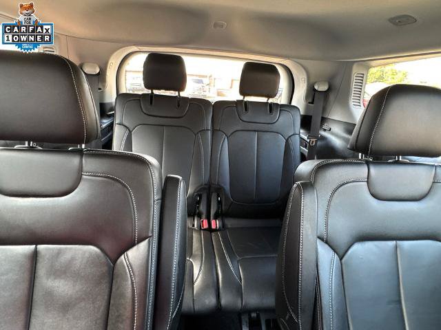 Used 2023 Jeep Grand Cherokee L Limited w/ Black Appearance Package RWD image 28