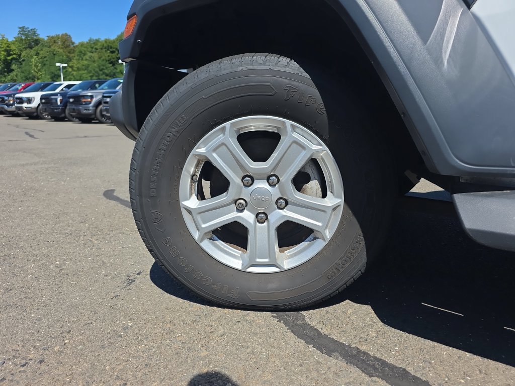 Used 2018 Jeep Wrangler Unlimited Sport S AWD/4WD image 15