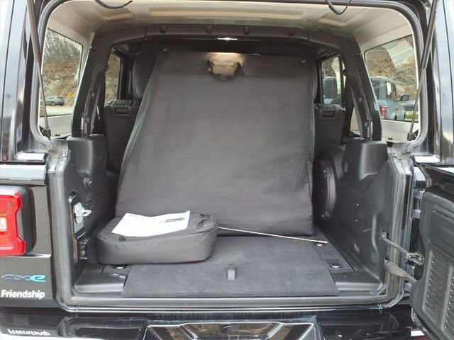 Used 2021 Jeep Wrangler Unlimited Sahara image 12