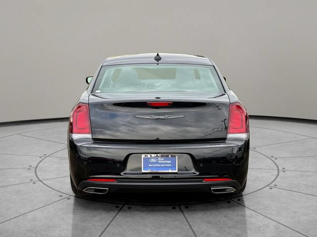 Used 2023 Chrysler 300 Touring L w/ Popular Equipment Group AWD/4WD image 11