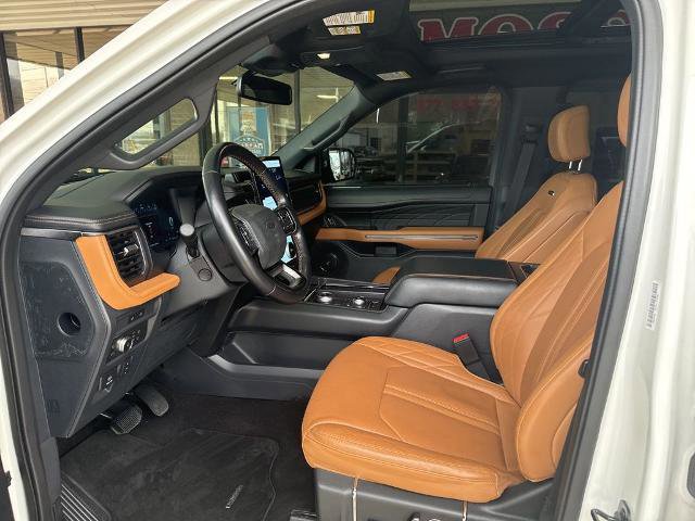 Certified 2022 Ford Expedition Platinum image 8