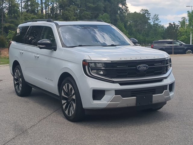 Certified 2025 Ford Expedition Platinum w/ Driver's Package AWD/4WD image 2