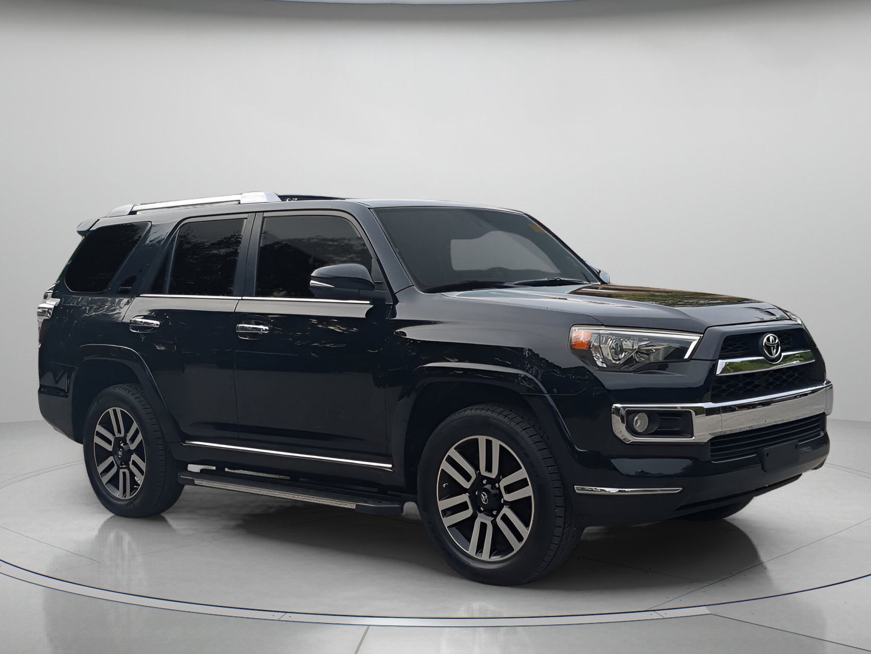 Used 2018 Toyota 4Runner Limited AWD/4WD image 38