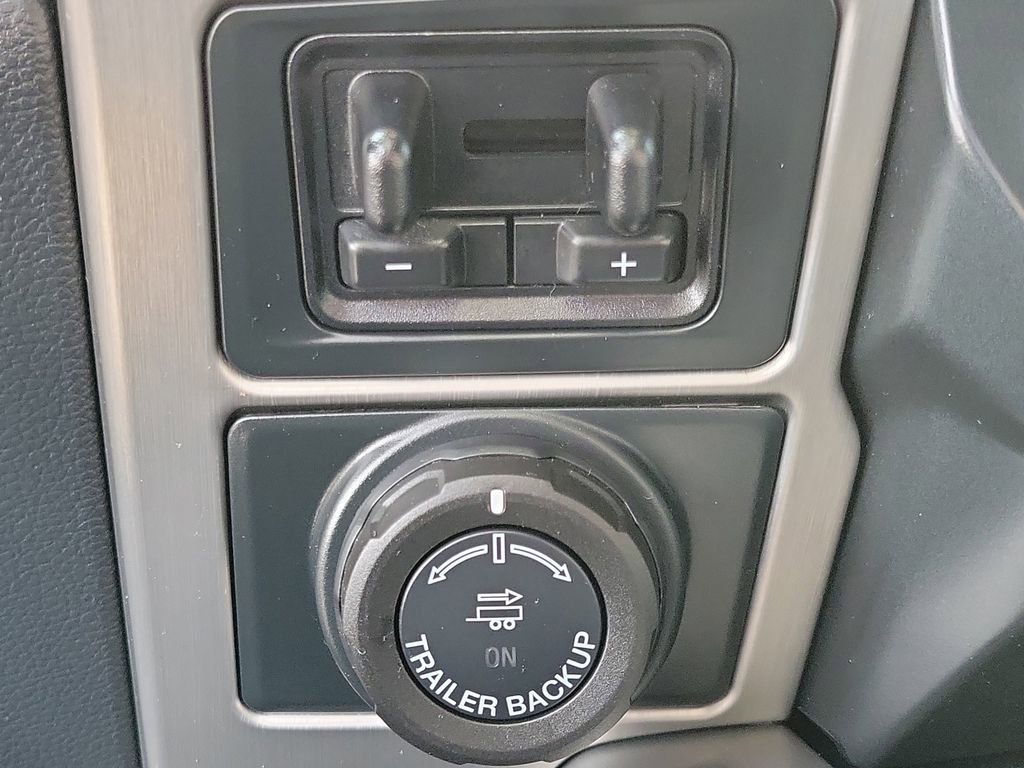 Certified 2022 Ford F250 Platinum AWD/4WD image 35