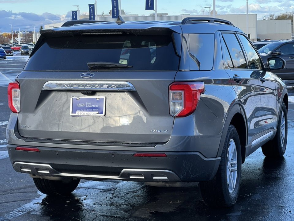 Certified 2022 Ford Explorer XLT w/ Equipment Group 202A image 2