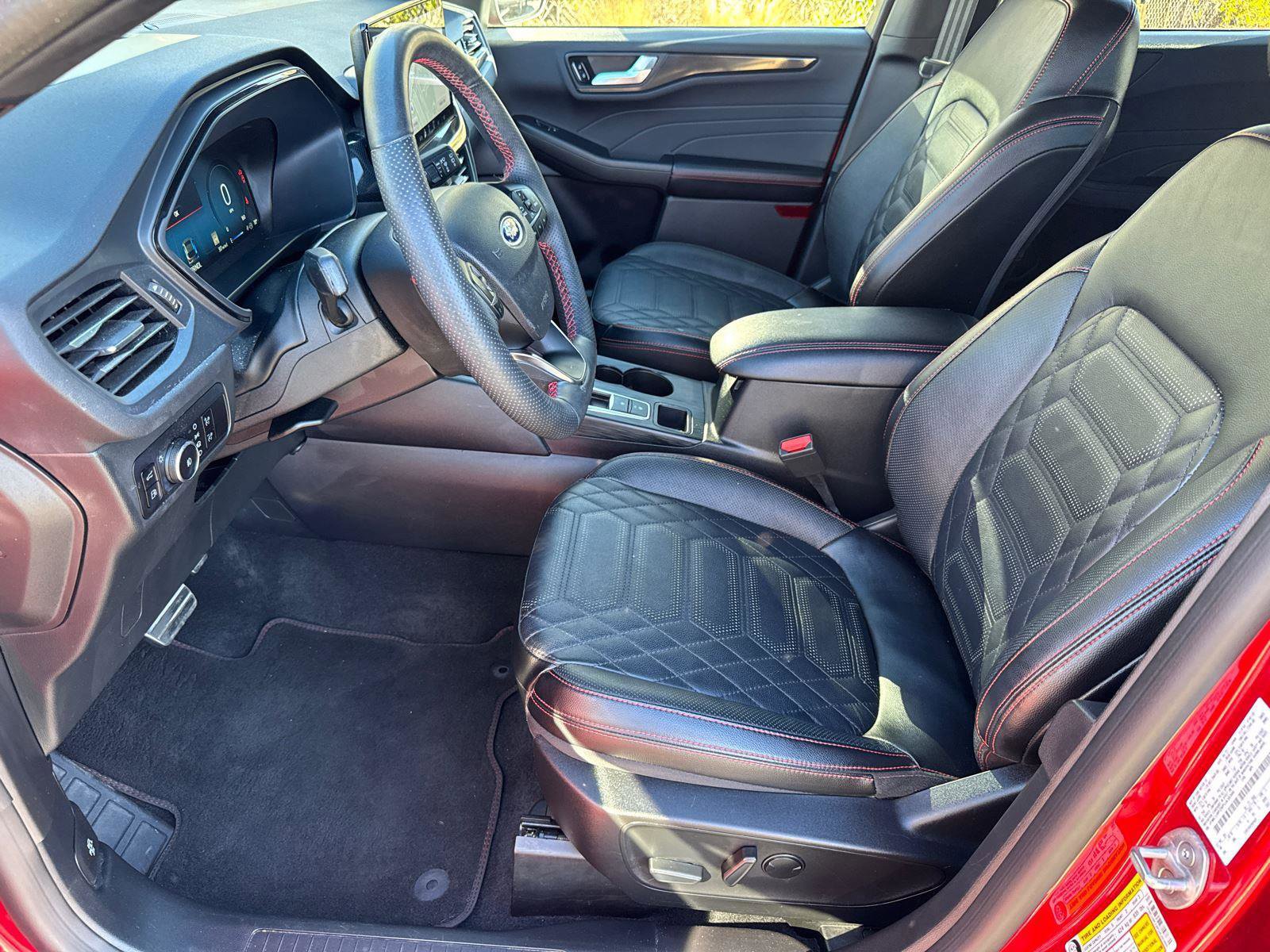 Certified 2023 Ford Escape ST-Line Elite w/ Premium Technology Package image 27