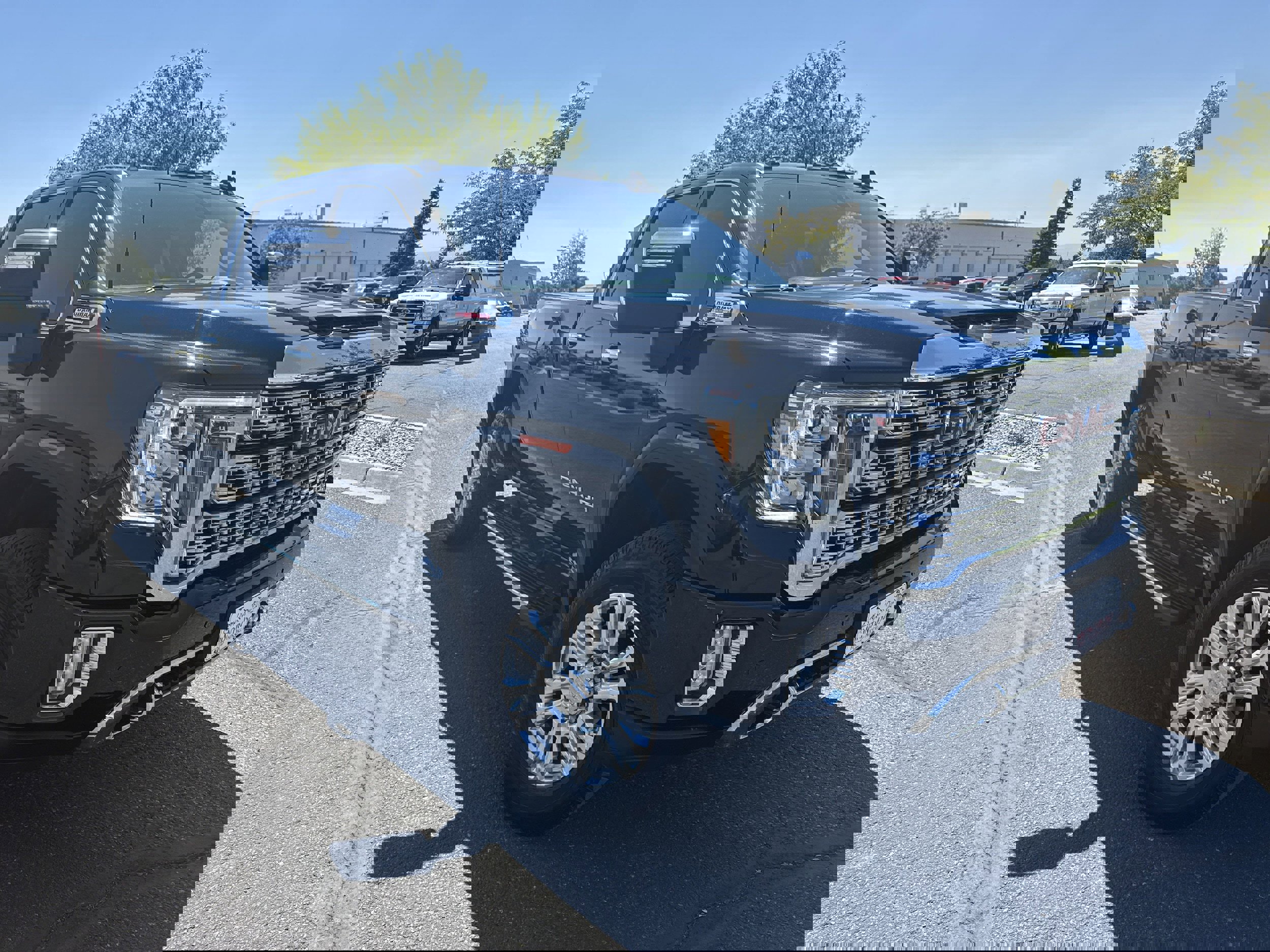 Used 2023 GMC Sierra 2500 Denali w/ Denali Ultimate Package image 3