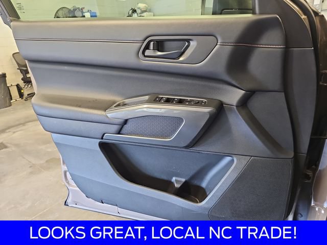 Used 2024 Nissan Pathfinder Rock Creek AWD/4WD image 26