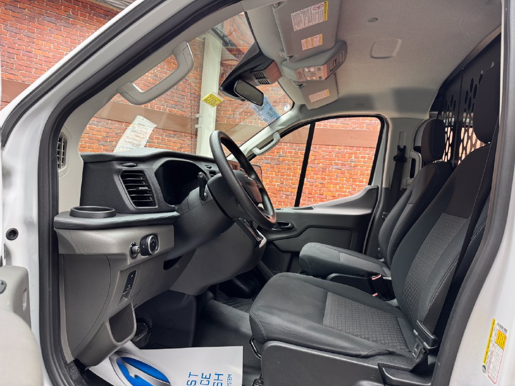 Certified 2025 Ford Transit 250 Low Roof w/ Exterior Upgrade Package RWD image 22