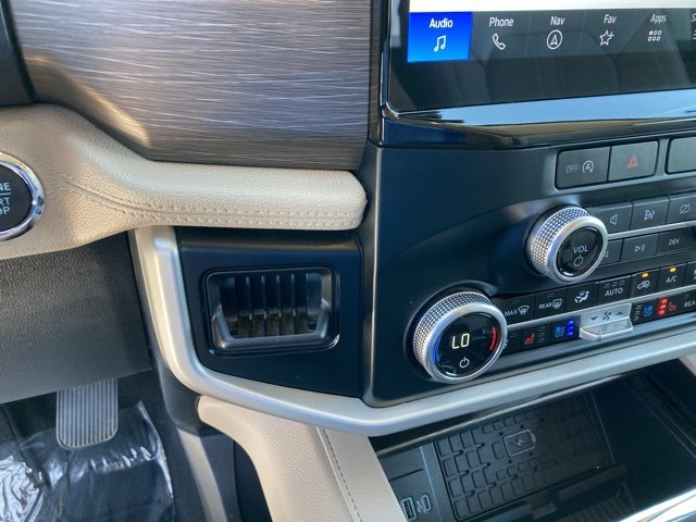 Certified 2024 Ford Expedition Max Limited image 31