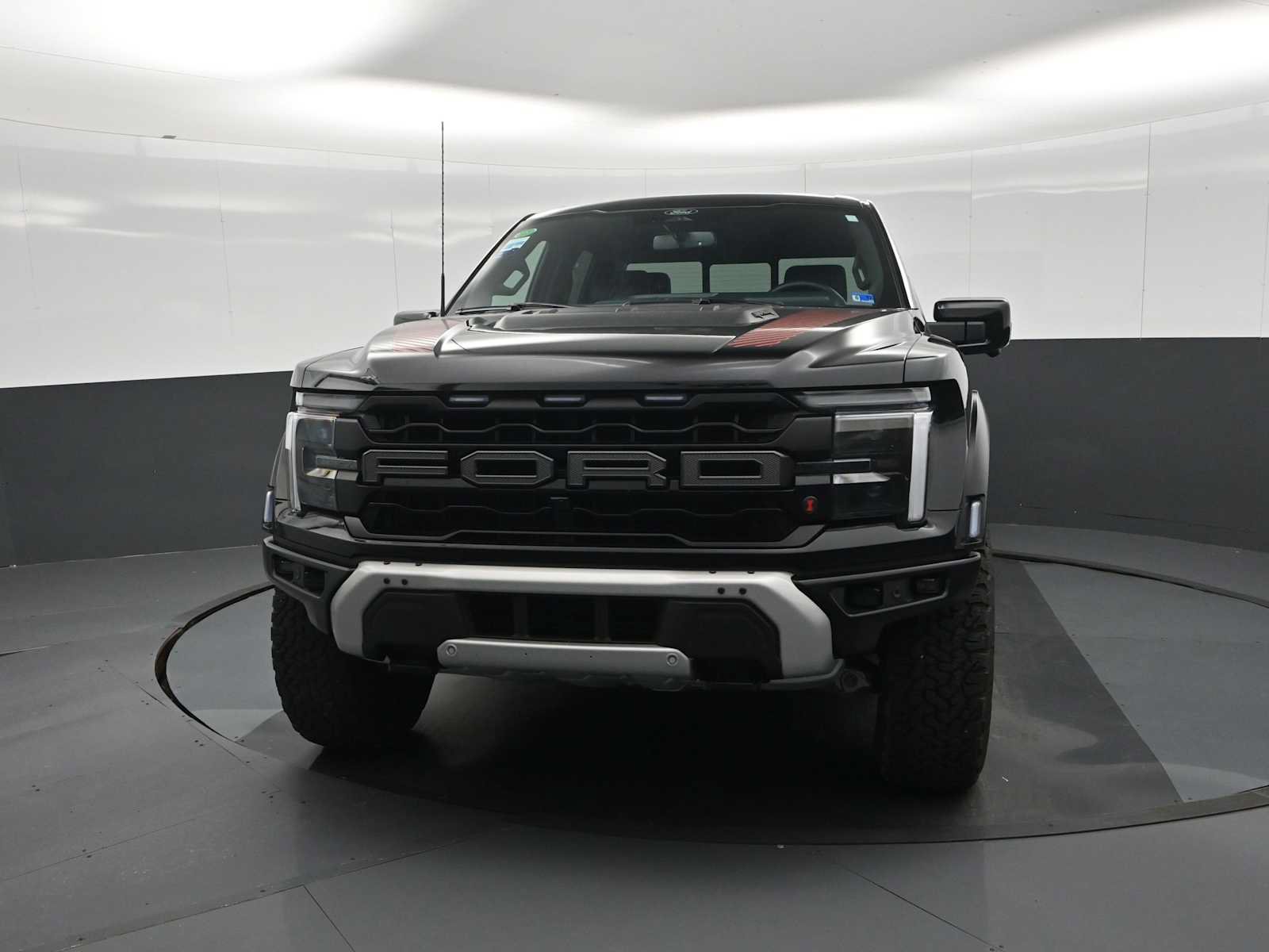 Certified 2025 Ford F150 Raptor AWD/4WD image 5